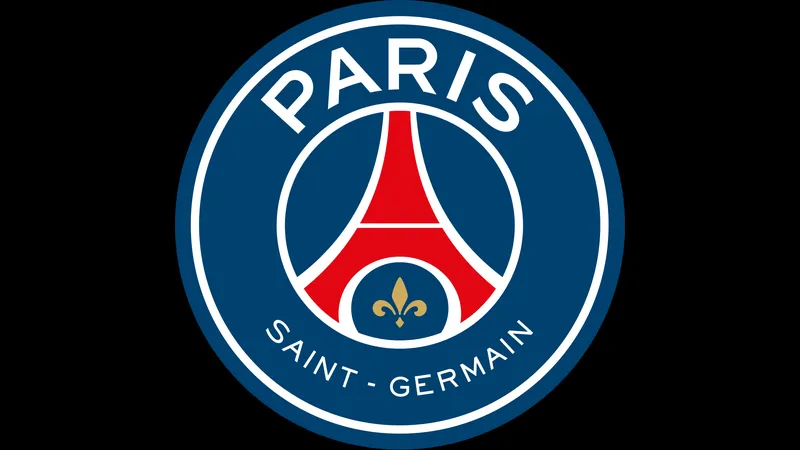 Cầu thủ PSG và Bayern Munich đấu tranh quyết liệt trên sân Cầu thủ PSG và Bayern Munich đấu tranh quyết liệt trên sân